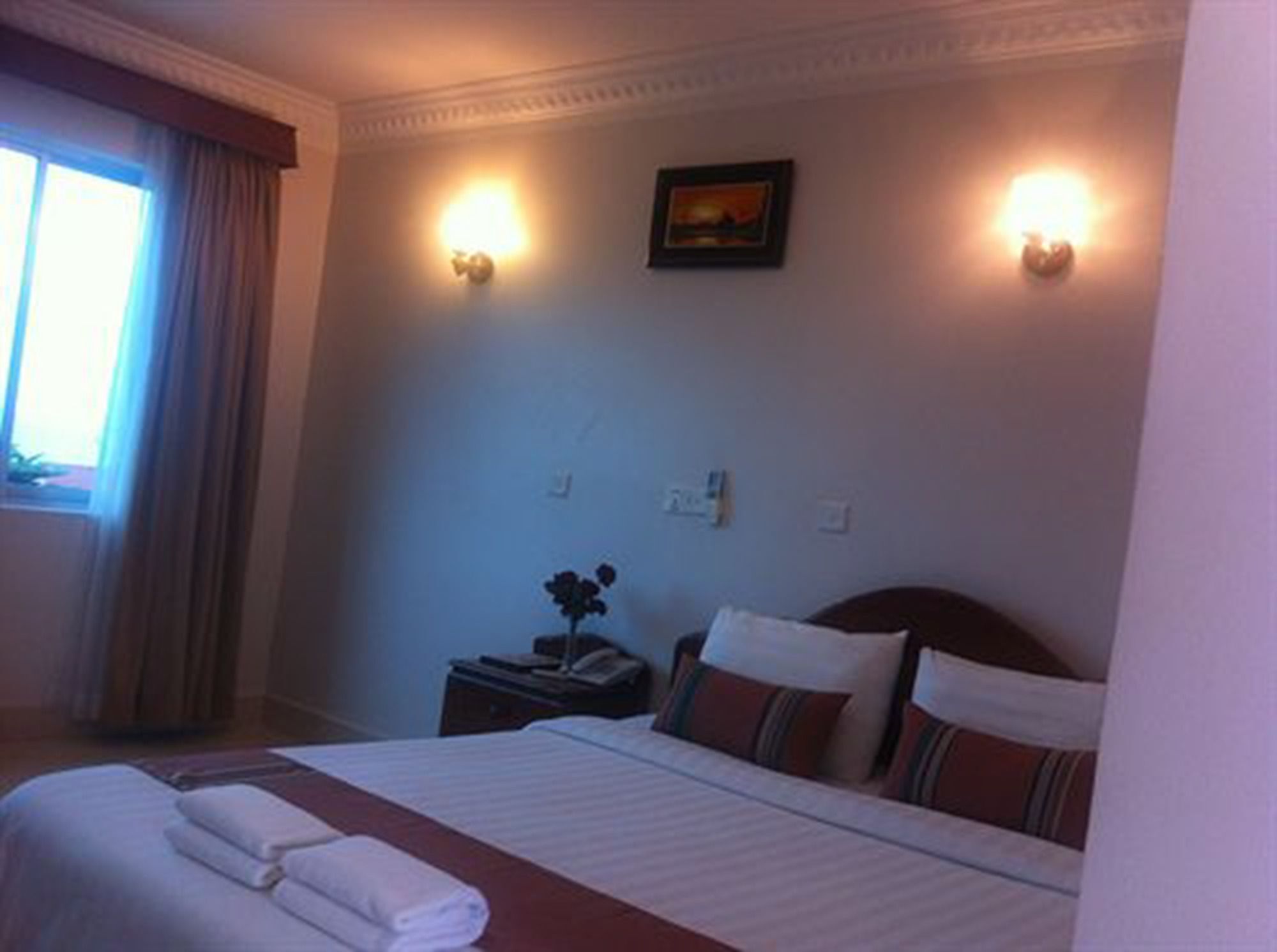 White Beach Hotel Sihanoukville Bagian luar foto